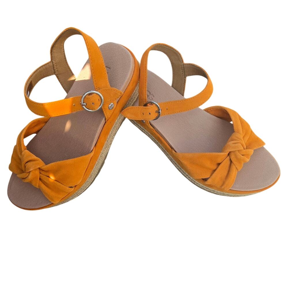 Ugg Women's Trisha Suede Platform Sandals Orange Size 8 EUC